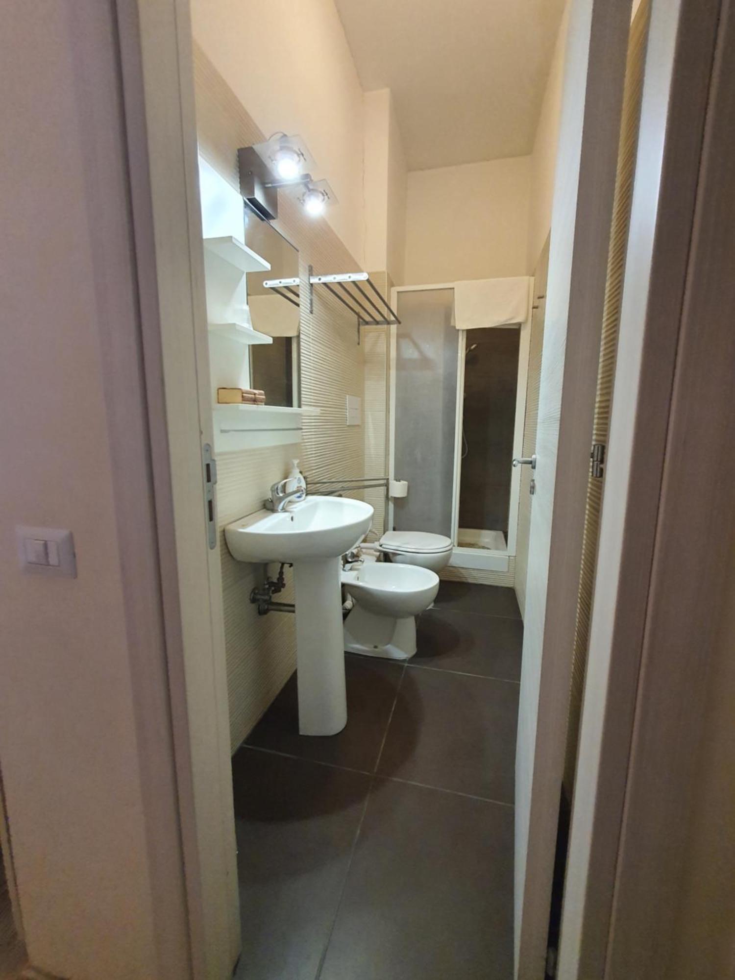 4Rooms Guest House Free Wi-Fi Салерно Номер фото