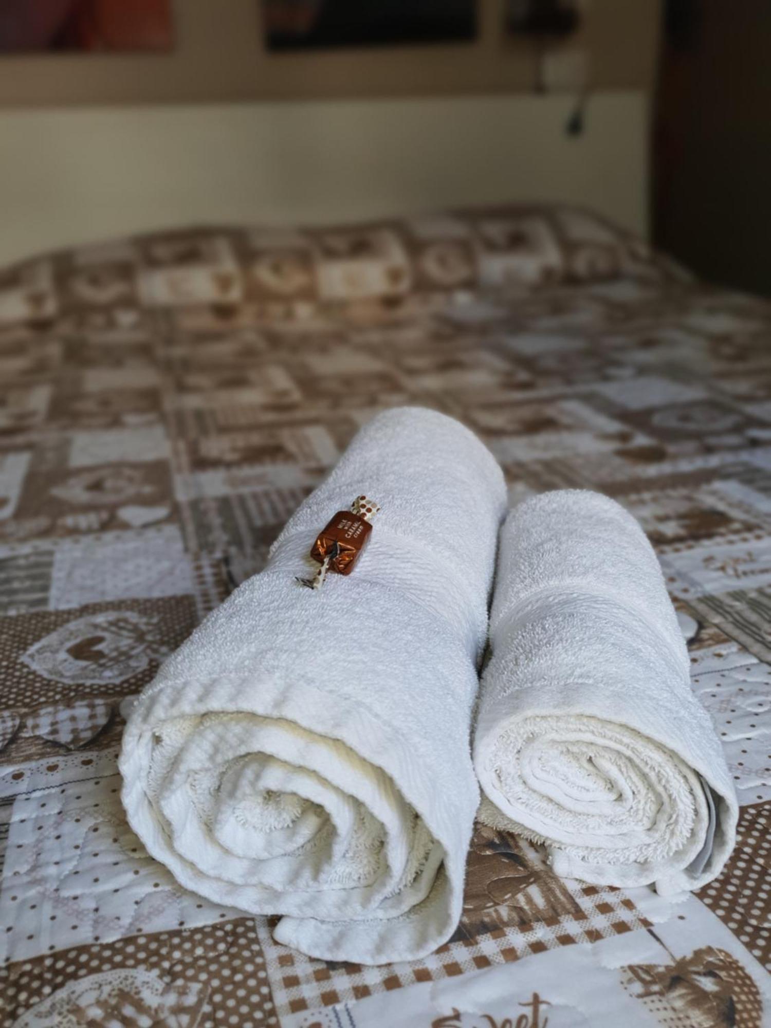4Rooms Guest House Free Wi-Fi Салерно Екстер'єр фото