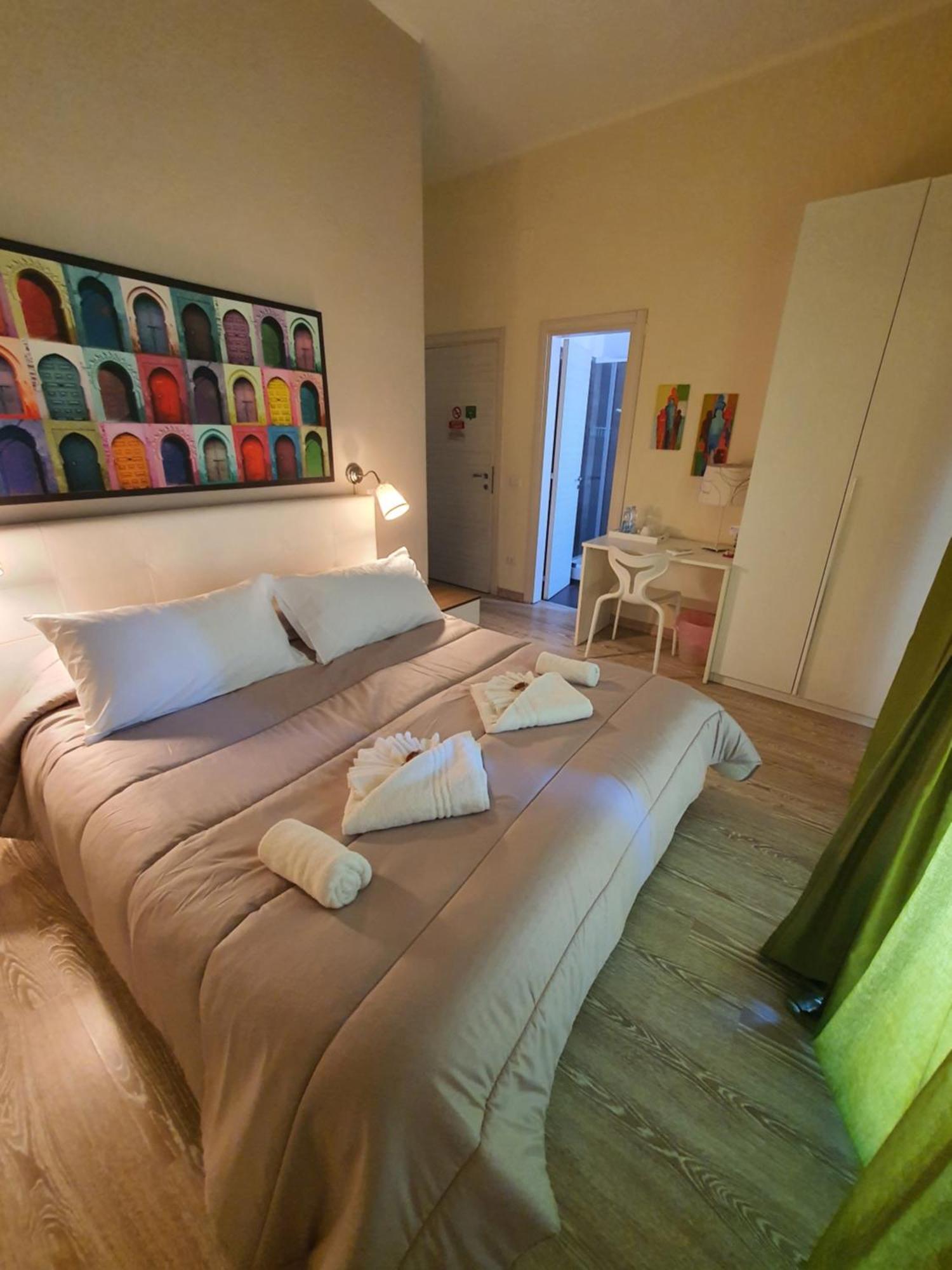 4Rooms Guest House Free Wi-Fi Салерно Екстер'єр фото