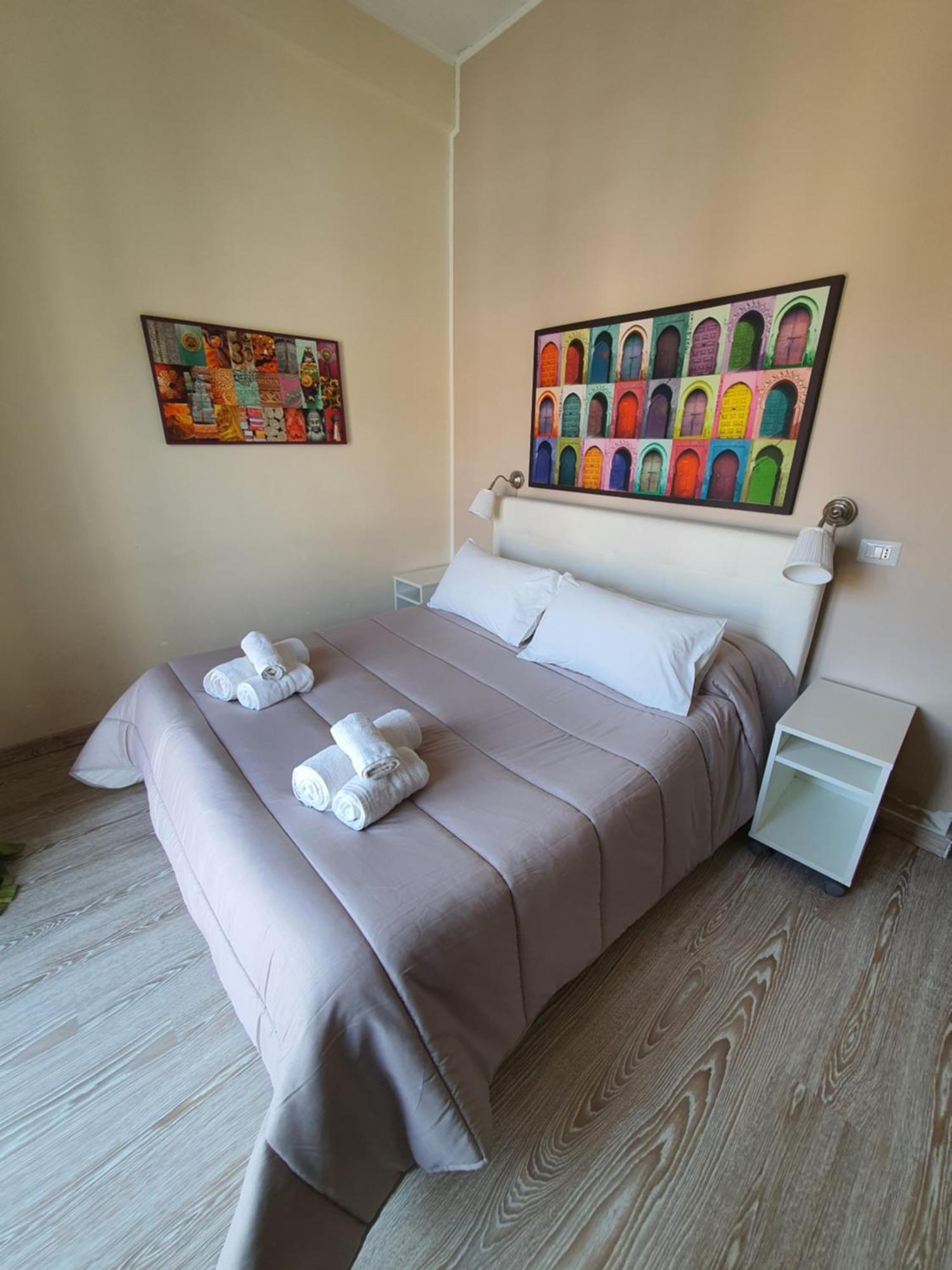 4Rooms Guest House Free Wi-Fi Салерно Екстер'єр фото